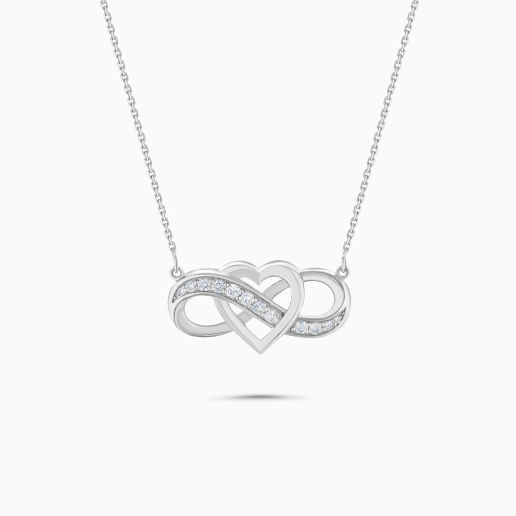 18K white gold heart diamond pendant necklace