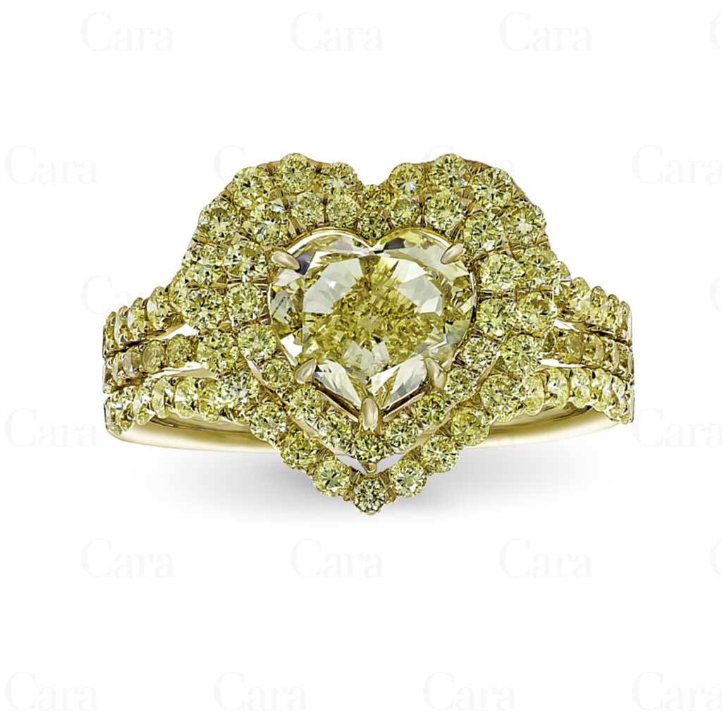 Heart-cut diamond engagement ring in yellow gold