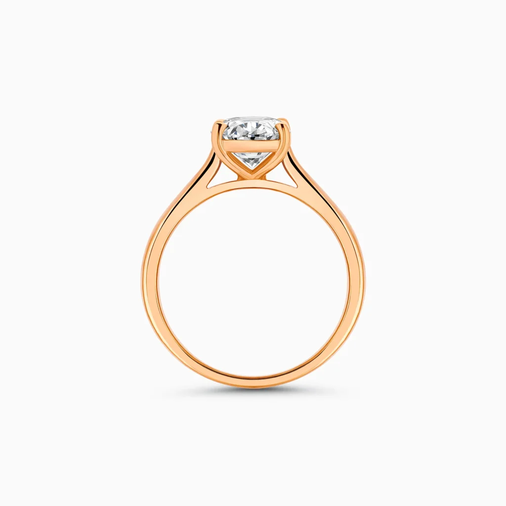 18K rose gold oval diamond engagement ring with 2.2ct IGI-certified lab-grown diamond.